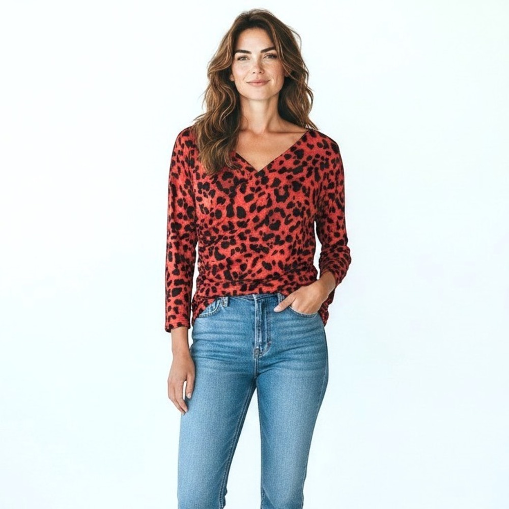 Vince‎ Camuto Ruched Surplice Top Womens Small Red Black Leopard Print Excellent